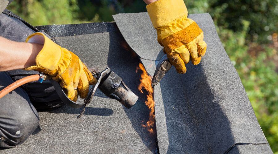 Professional gutter cleaning in Owensburg, IN